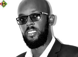 Ousmane Anne fonde un parti social-libéral dénommé AVEC qui met en avant la citoyenneté